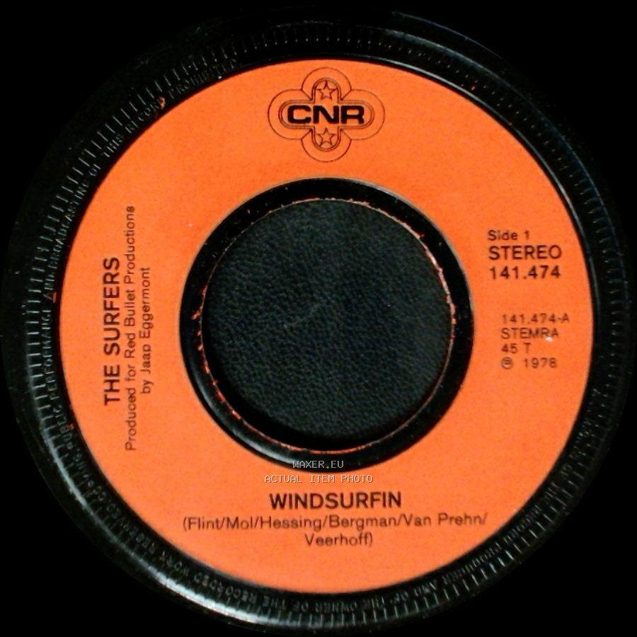 The Surfers - Windsurfin / Nite At The Beach side A