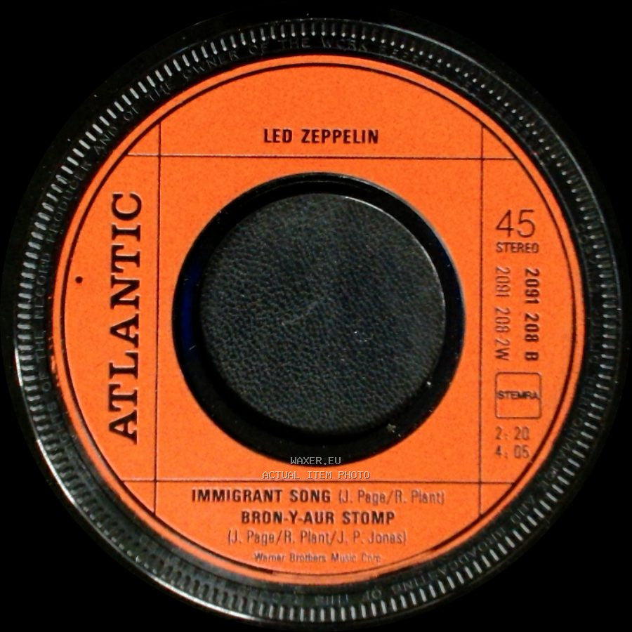 Led Zeppelin - Immigrant Song / Bron-Y-Aur Stomp / Whole Lotta Love side A