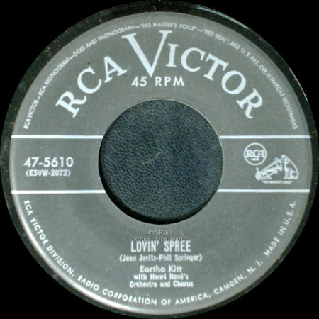 Eartha Kitt - Somebody Bad Stole De Wedding Bell / Lovin' Spree side B