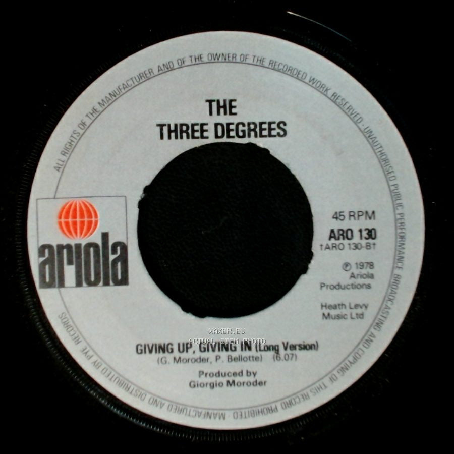 The Three Degrees - Giving Up, Giving In (Long Version) / Giving Up, Giving In side A