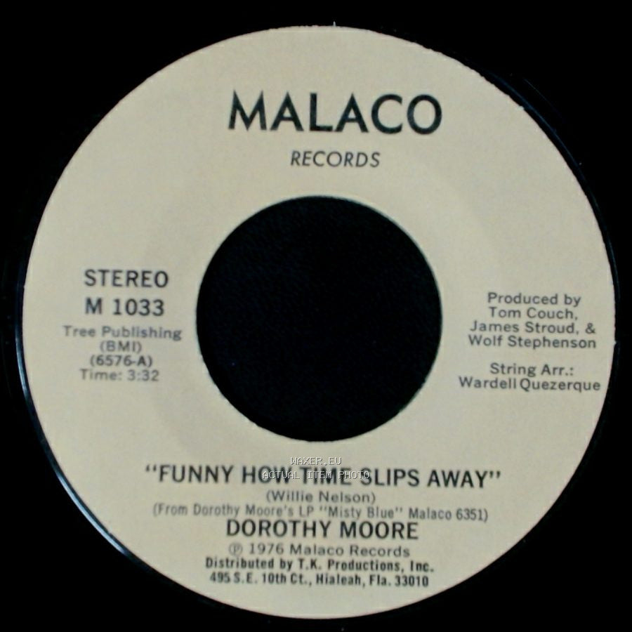 Dorothy Moore - Ain't That A Mother's Luck / Funny How Time Slips Away side B