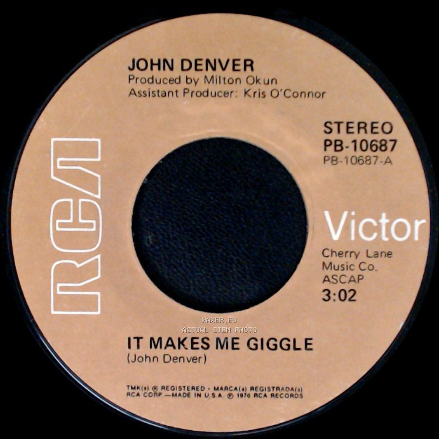 John Denver - Spirit / It Makes Me Giggle side B