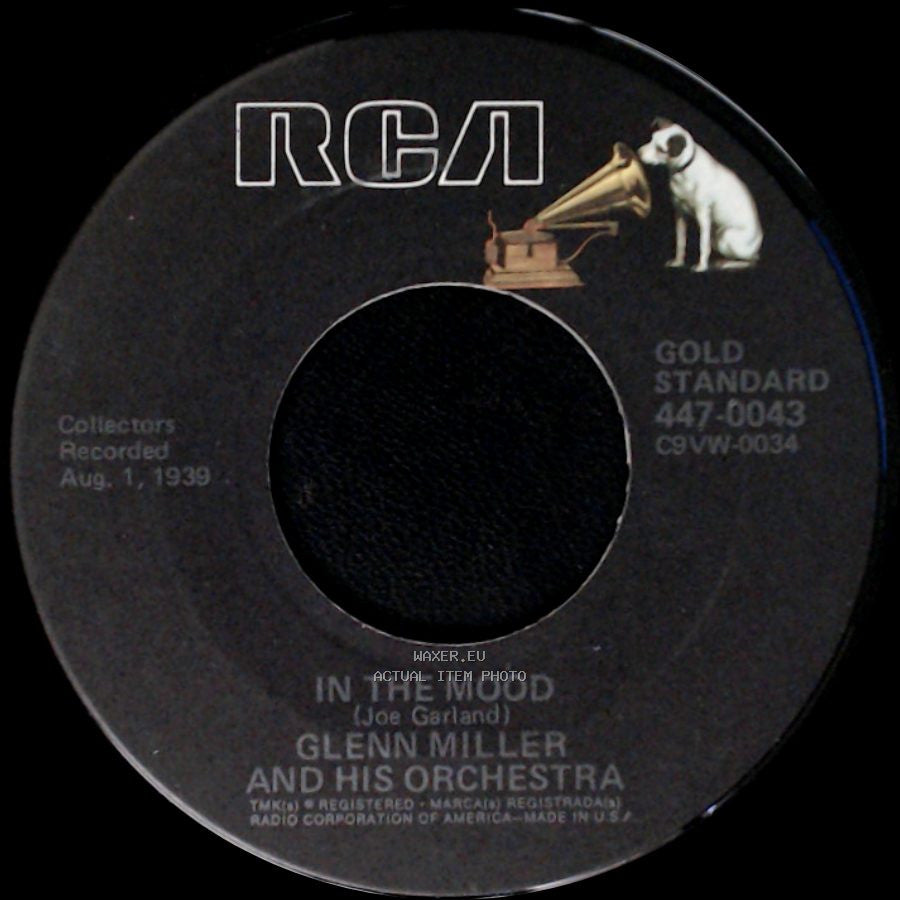 Glenn Miller And His Orchestra - A String Of Pearls / In The Mood side B