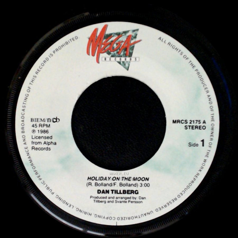 Dan Tillberg - Holiday On The Moon / Holiday On The Moon (Rocket Mix By Emil Hellman) side A