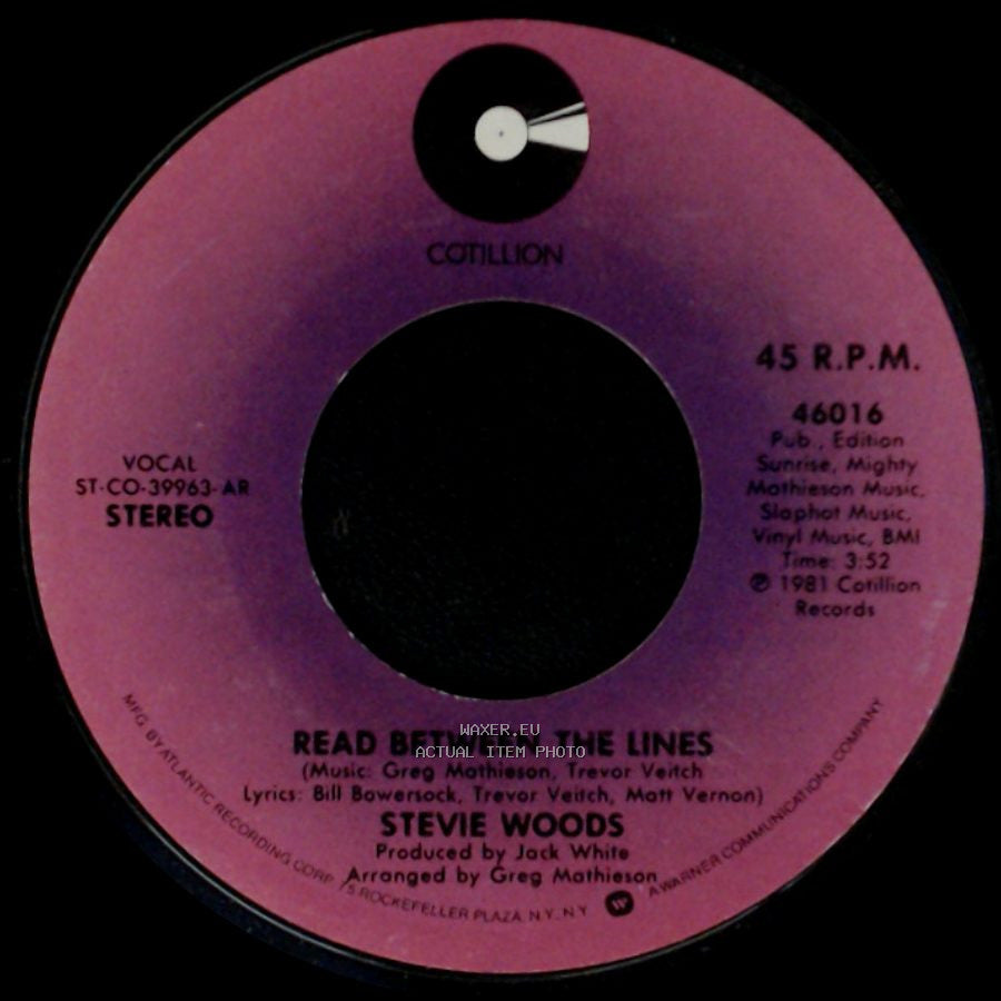 Stevie Woods - Steal The Night / Read Between The Lines side B