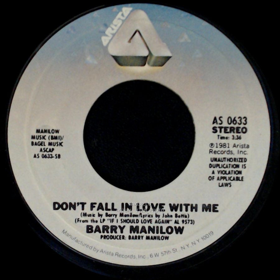 Barry Manilow - Don't Fall In Love With Me / The Old Songs side A
