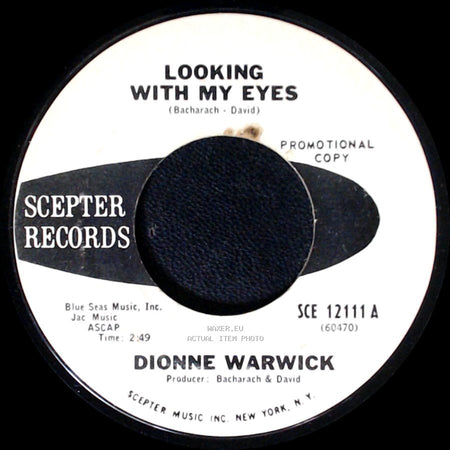 Dionne Warwick - Looking With My Eyes / Only The Strong, Only The Brave side A