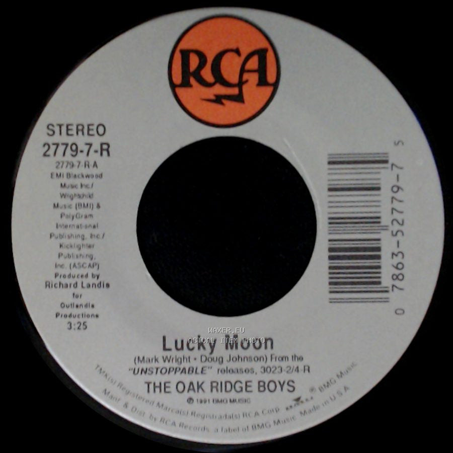 The Oak Ridge Boys - Walkin' After Midnight / Lucky Moon side B