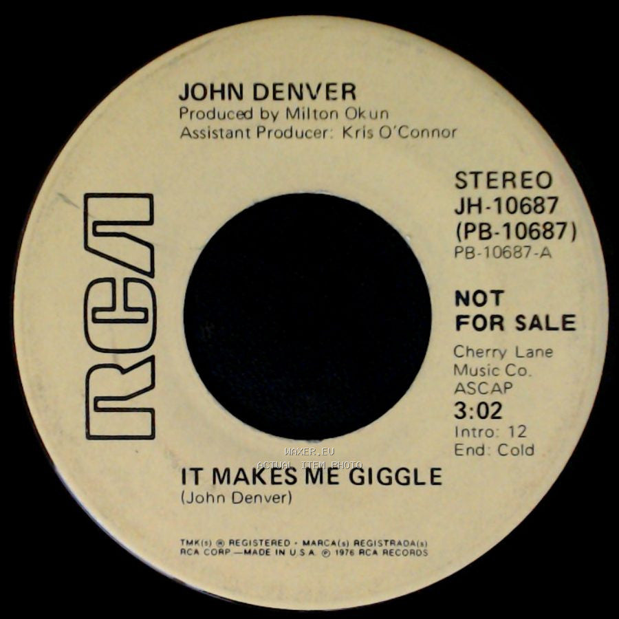 John Denver - It Makes Me Giggle / It Makes Me Giggle side A