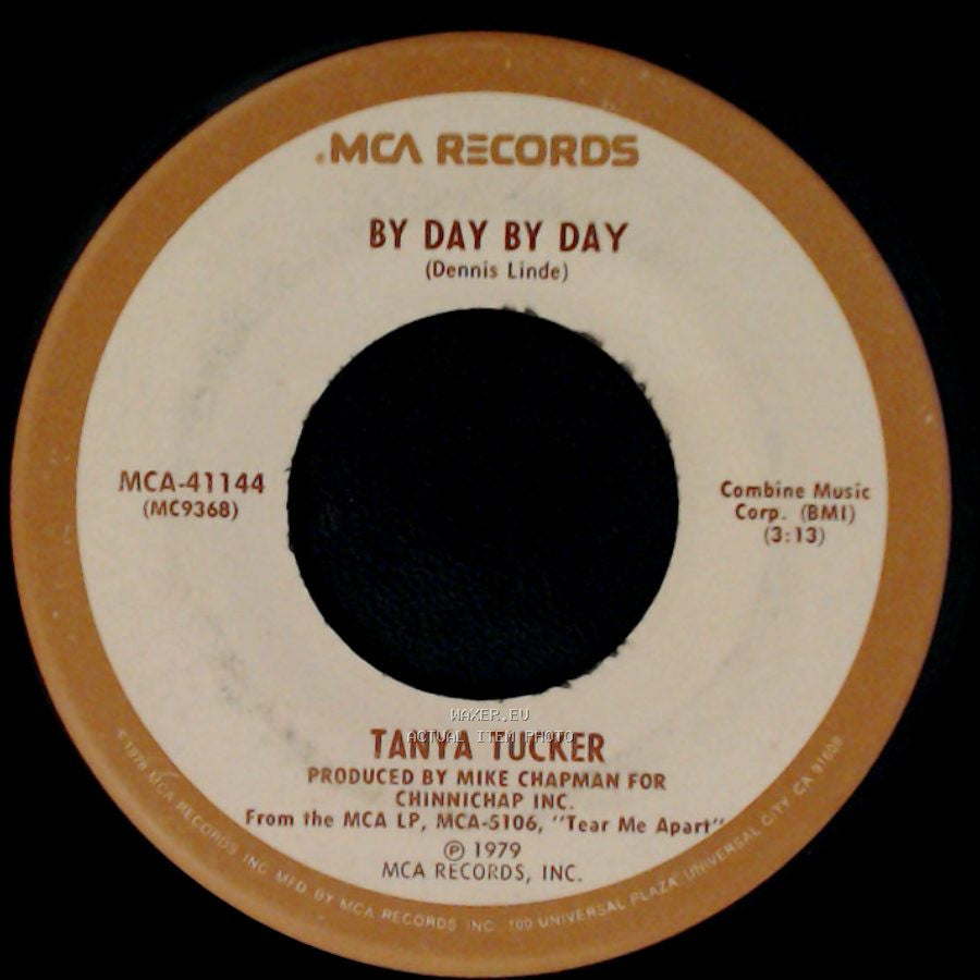 Tanya Tucker - Lay Back In The Arms Of Someone / By Day By Day side B