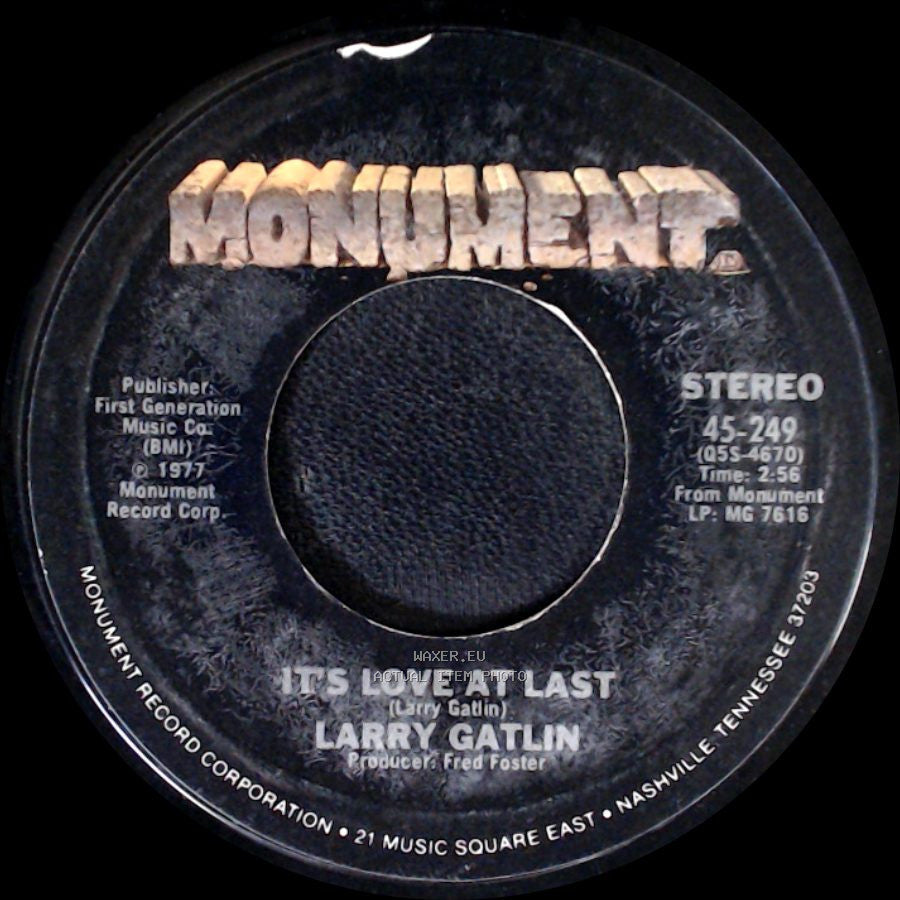 Larry Gatlin - It's Love At Last / Night Time Magic side A