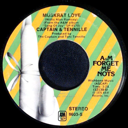 Captain & Tennille - Can't Stop Dancin' / Muskrat Love side B