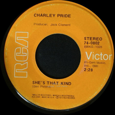 Charley Pride - She's Too Good To Be True / She's That Kind side B