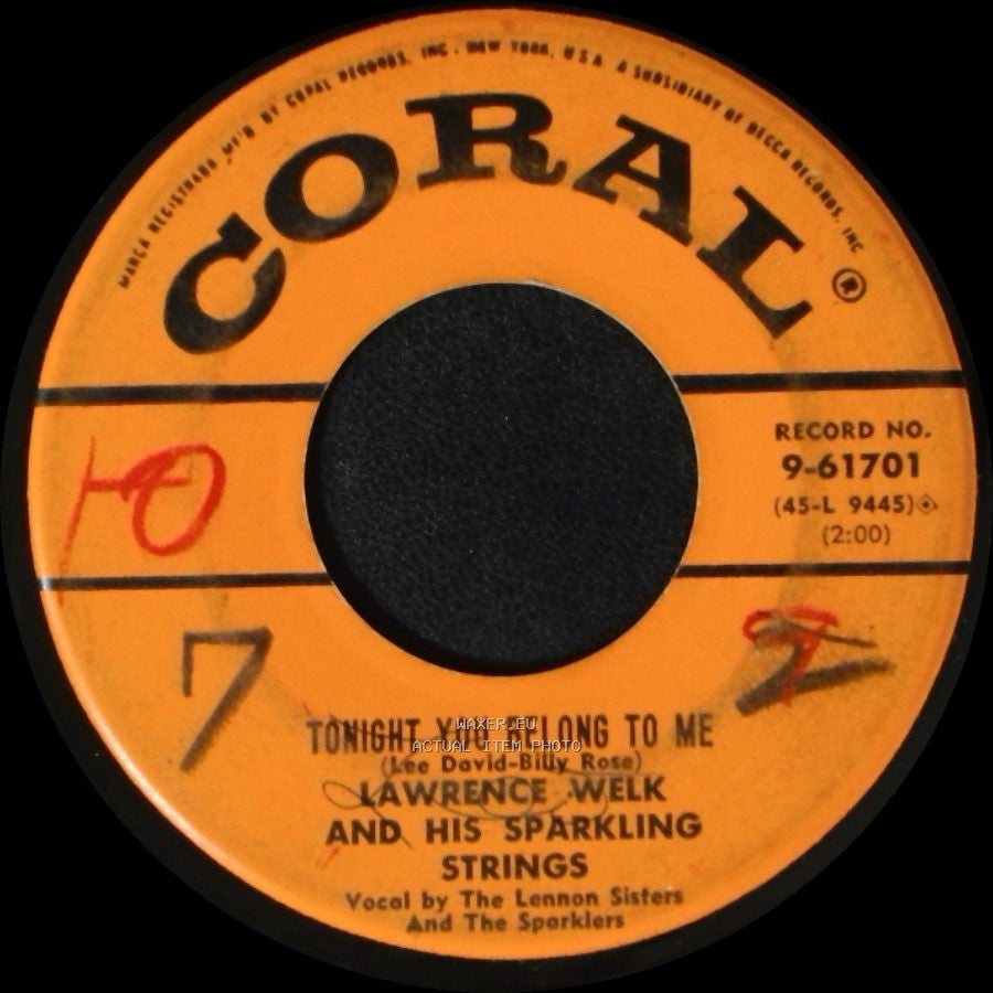 Lawrence Welk And His Sparkling Strings - Tonight You Belong To Me / When The White Lilacs Bloom Again side A